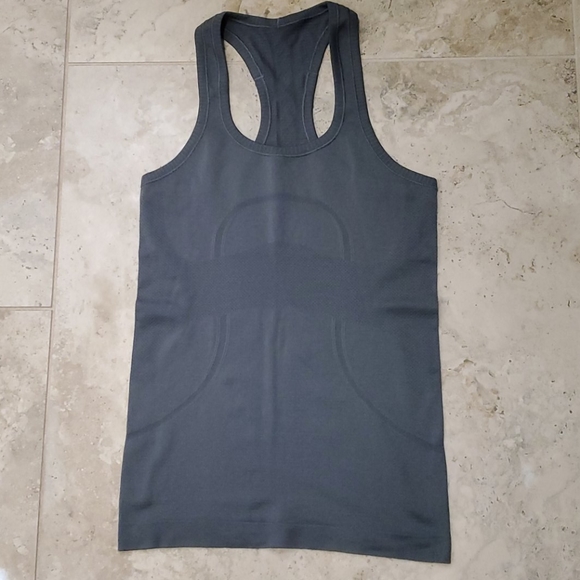 lululemon athletica Tops - Lululemon Swiftly Tank
